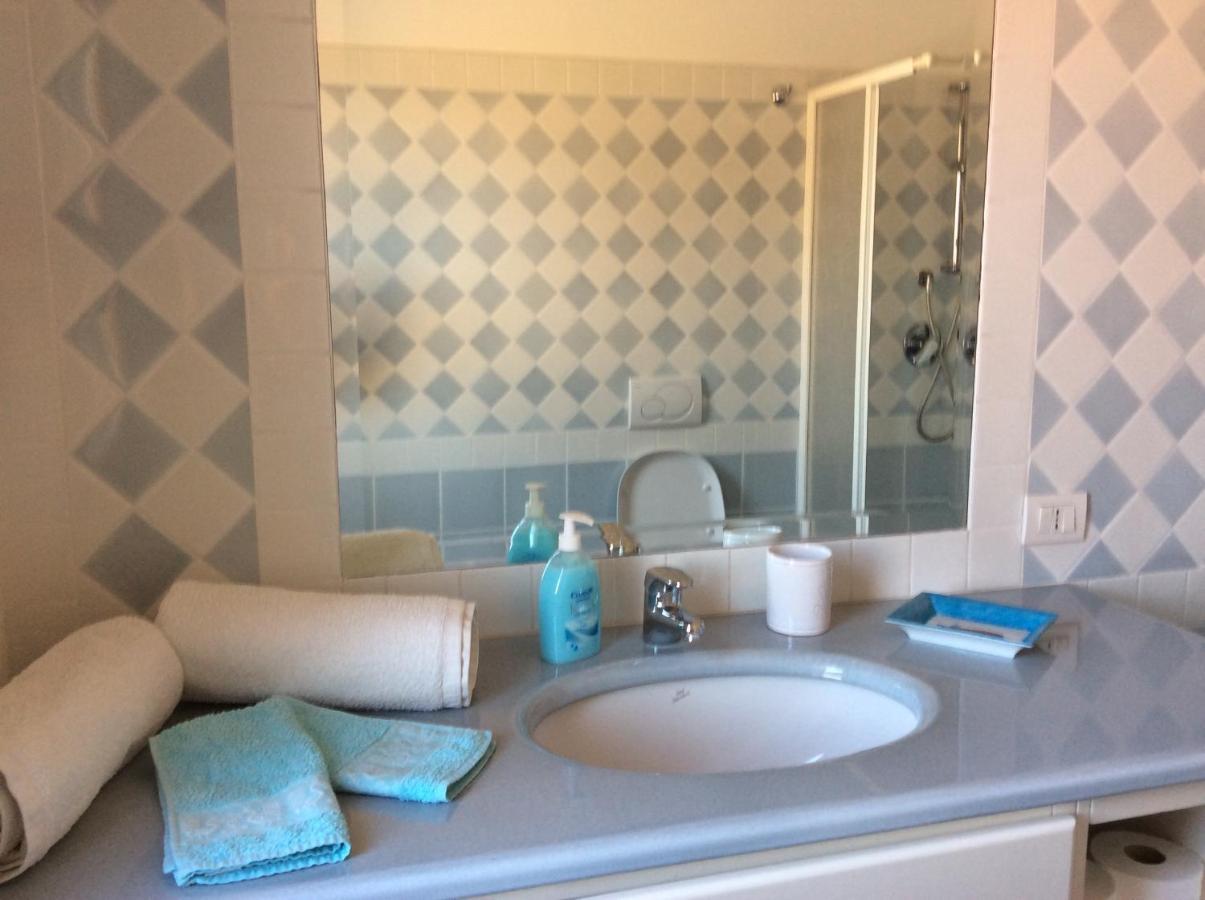 Bed and breakfast Tiffany Palau Extérieur photo